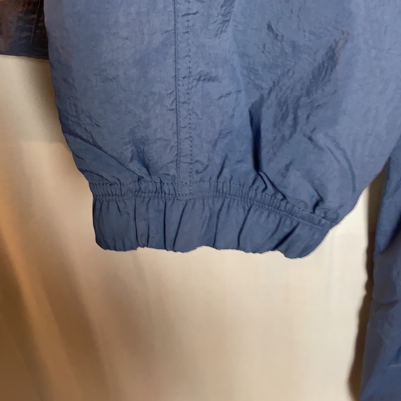 📚Nike Sportswear Icon Clash Women's Woven Pants - Picture 13 of 16